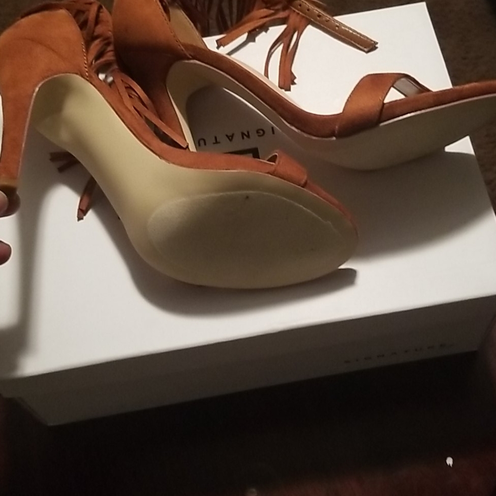 Sandals - Picture 3 of 3
